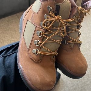 Good condition children timberlands